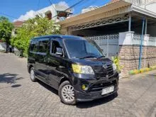 2015 Daihatsu Luxio 1.5 D Van manual