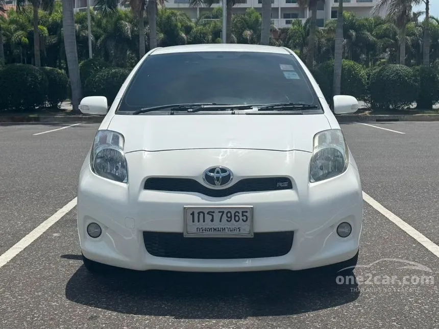 2012 Toyota YARIS RS Hatchback