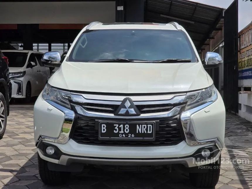 Jual Mobil Mitsubishi Pajero Sport 2016 Dakar 4X2 2.4 di Jawa Barat Automatic SUV Putih Rp 375.000.000