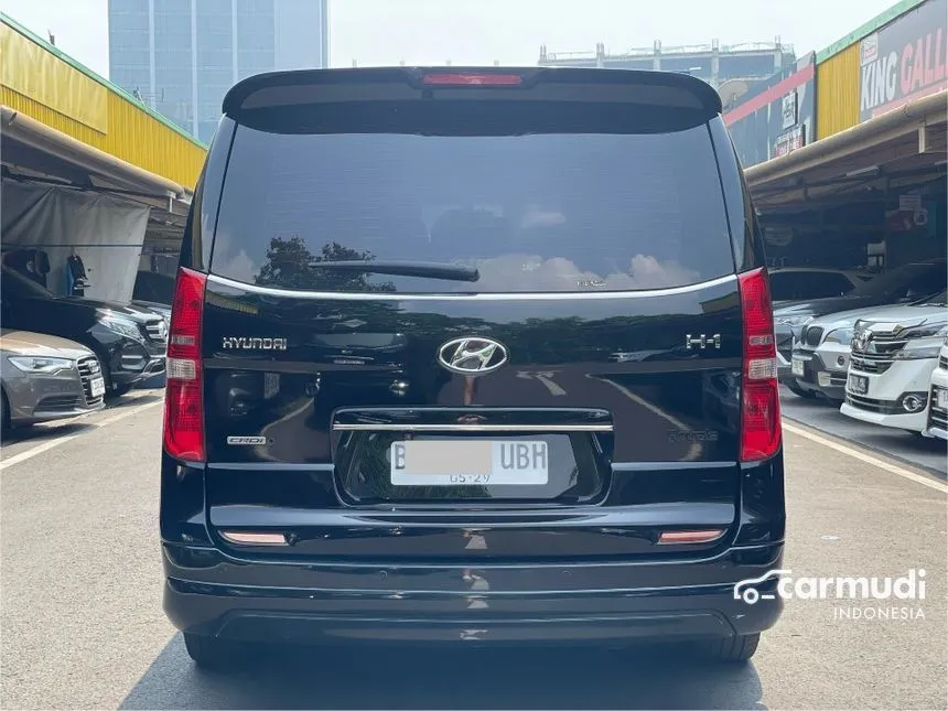 2015 Hyundai H-1 Royale Next Generation MPV