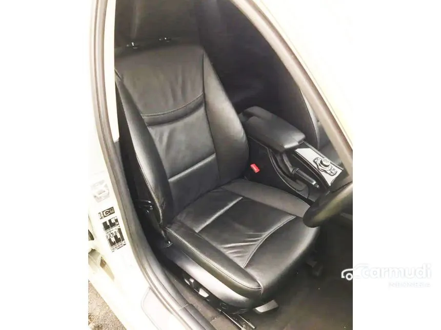 2012 BMW 320i Executive Edition Sedan
