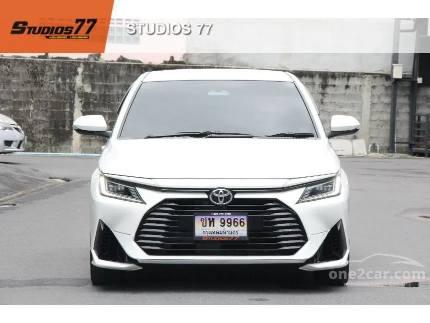 2023 Toyota Yaris Ativ Smart Sedan