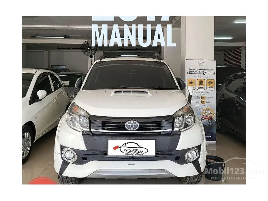 Jual Mobil Toyota Rush 2017 TRD Sportivo 1.5 di Jawa Barat Manual SUV Putih Rp 175.000.000
