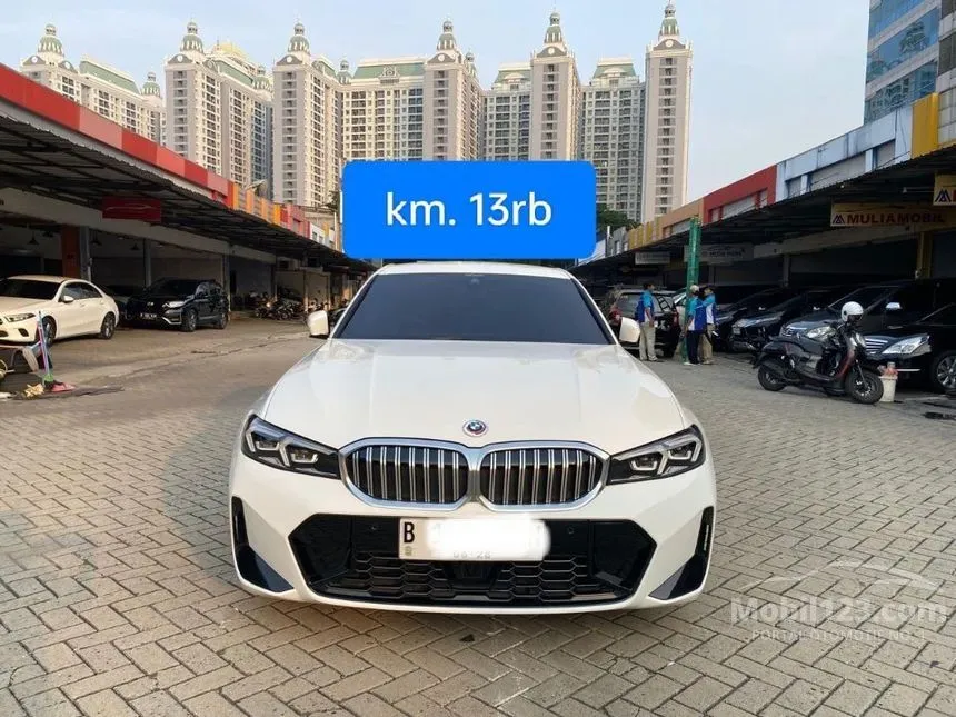 Jual Mobil BMW 320i 2023 M Sport 2.0 di DKI Jakarta Automatic Sedan Putih Rp 770.000.000