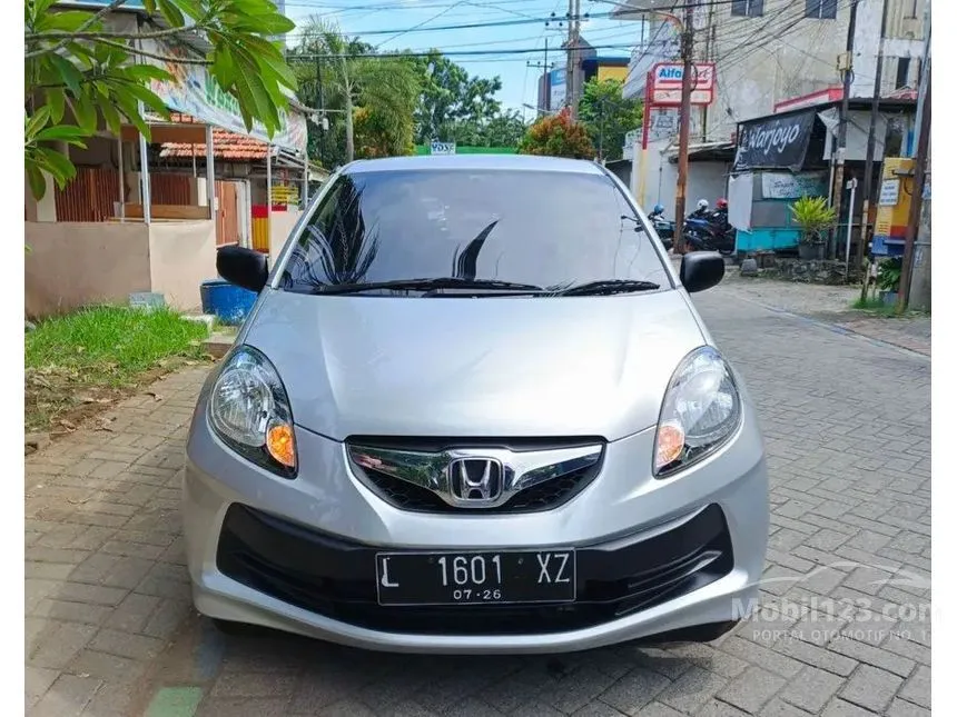 Jual Mobil Honda Brio 2015 Satya A 1.2 di Jawa Timur Manual Hatchback Silver Rp 103.000.000