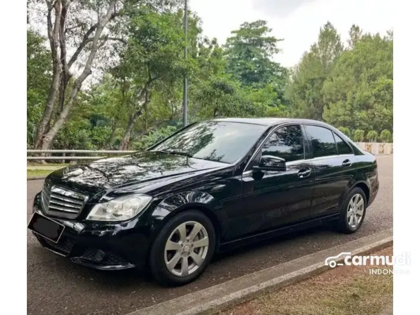2013 Mercedes-Benz C200 CGI Sedan
