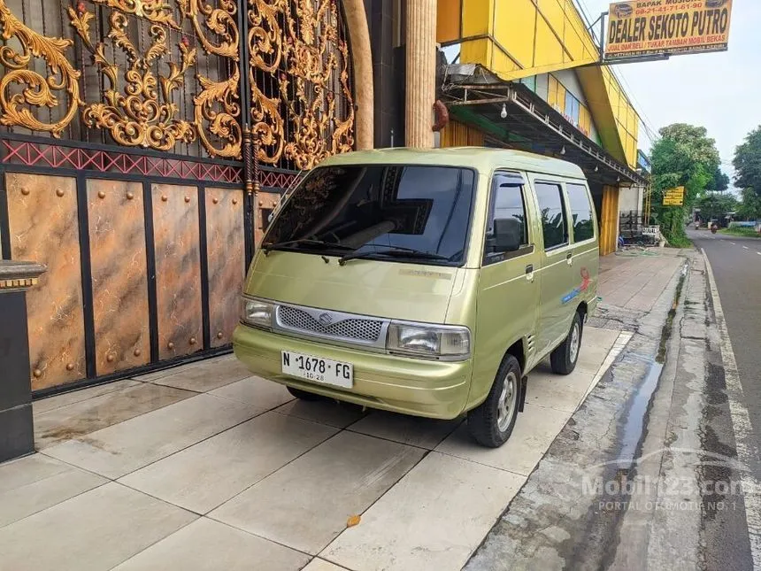 Jual Mobil Suzuki Carry 2002 GRV 1.5 di Jawa Timur Manual Van Hijau Rp 46.000.000