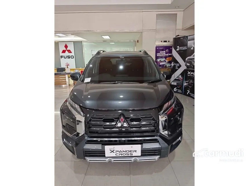 Jual Mobil Mitsubishi Xpander 2024 CROSS Premium Package 1.5 di Jawa Barat Automatic Wagon Abu