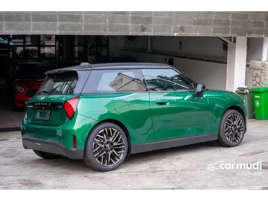 2025 MINI Cooper Cooper SE Hatchback