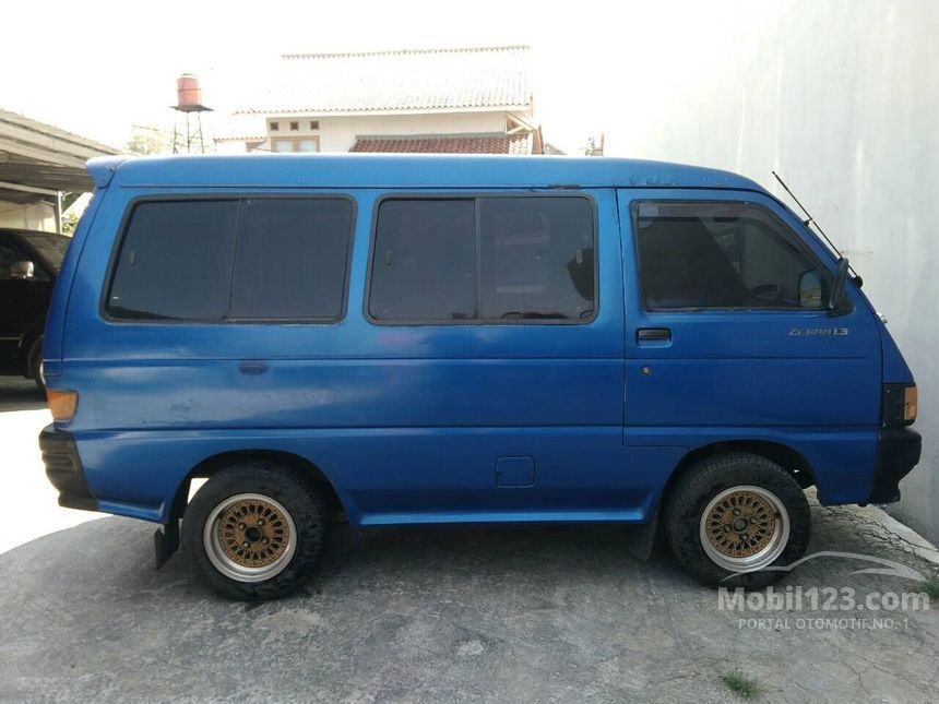 Jual Mobil  Daihatsu  Zebra  1989 Minibus 1 3 Manual 1 3 di 