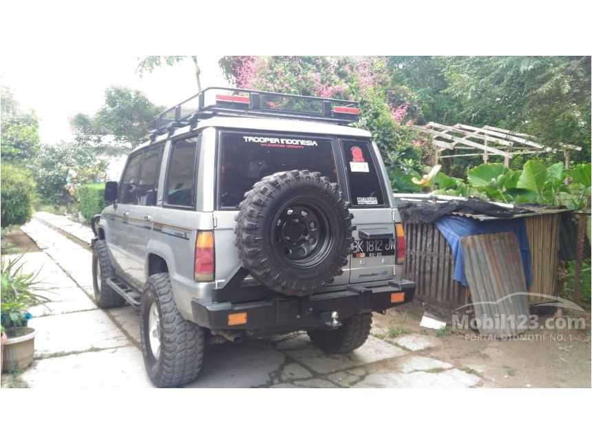  Jual  Mobil  Chevrolet  Trooper 1994 2 8 Manual 2 8 di 