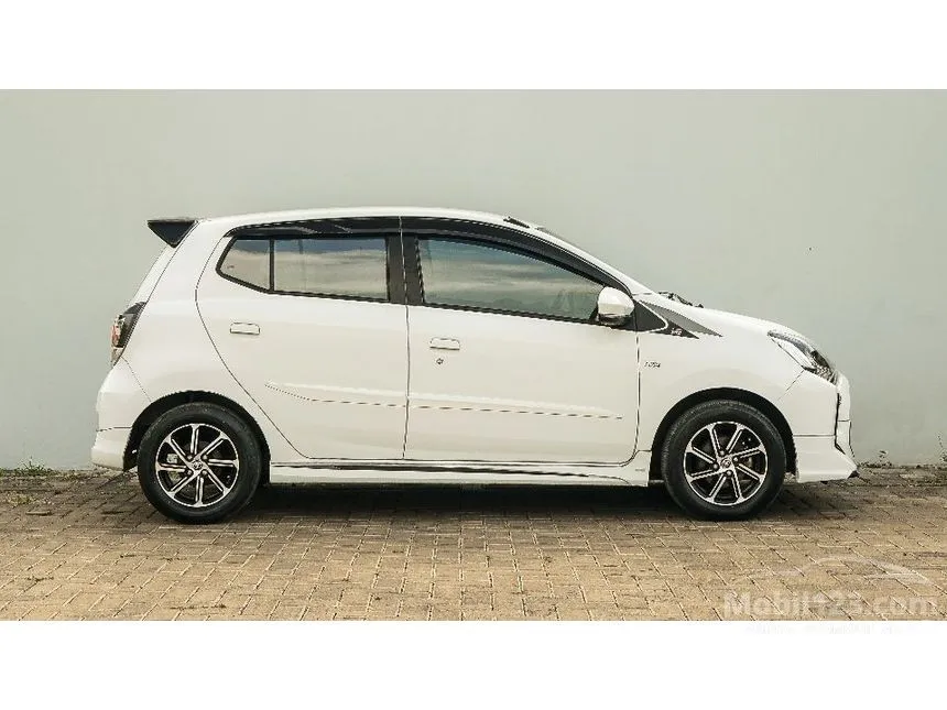 2022 Toyota Agya GR Sport Hatchback