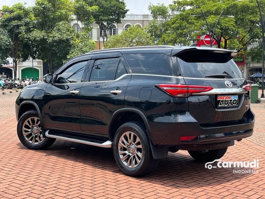 2022 Toyota Fortuner VRZ 4X2 SUV