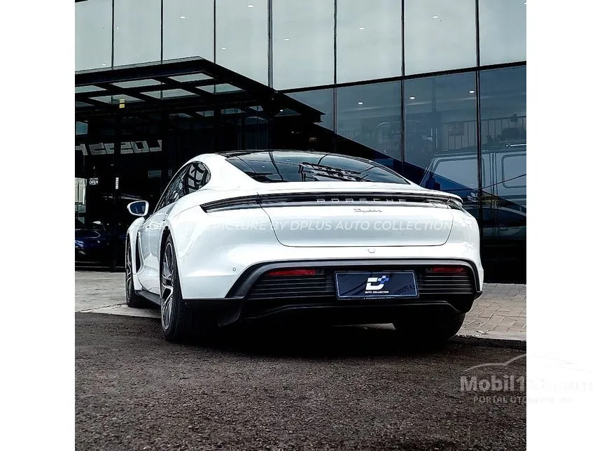 2021 Porsche Taycan Turbo Performance Battery Plus Sedan