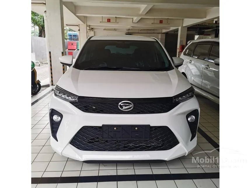 Jual Mobil Daihatsu Xenia 2024 R 1.3 di Jawa Barat Manual MPV Putih Rp 245.000.099