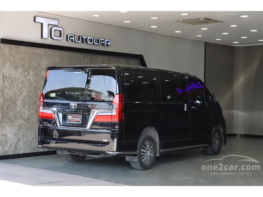2019 Toyota Majesty Standard Van