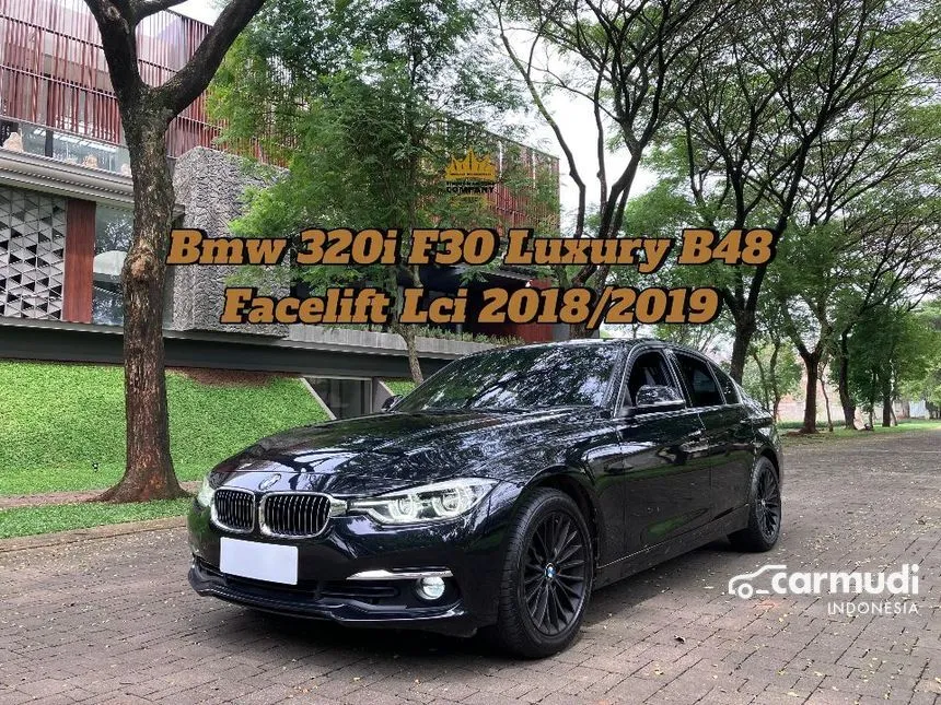Jual Mobil BMW 320i 2018 Luxury 2.0 di Banten Automatic Sedan Hitam Rp 395.000.000