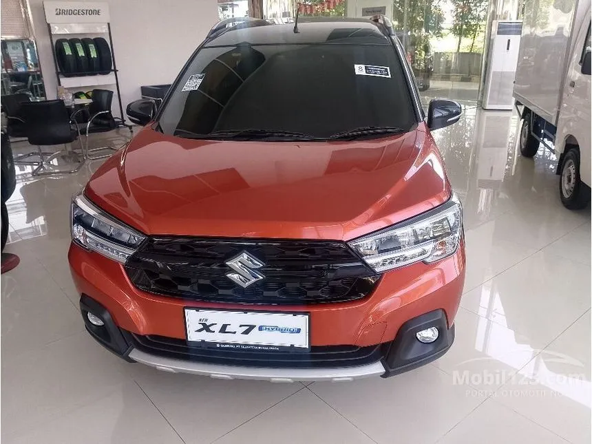 Jual Mobil Suzuki XL7 2024 ALPHA Hybrid 1.5 di Jawa Barat Automatic Wagon Orange Rp 254.000.000