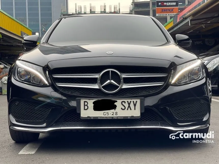 2018 Mercedes-Benz C200 AMG Sedan