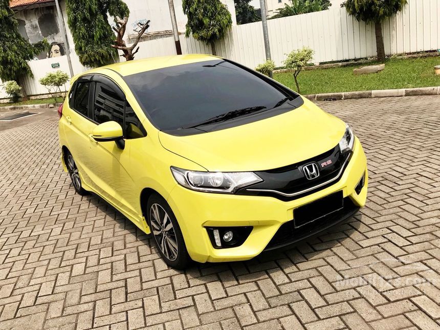 Gambar Mobil  Jazz  Warna Kuning