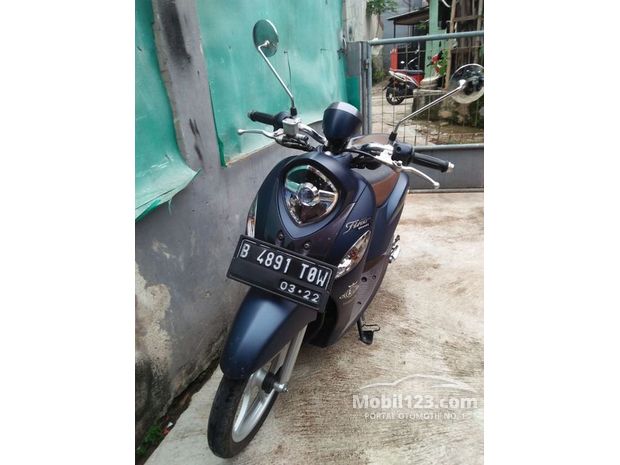 Motor Drag Beat Warna  Hijau Toska Contoh Modifikasi 