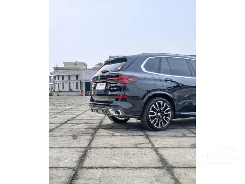 2023 BMW X5 xDrive40i M Sport SUV