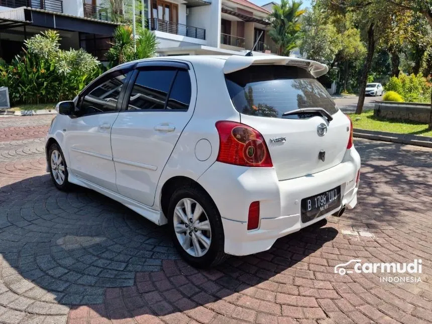 2012 Toyota Yaris S Hatchback