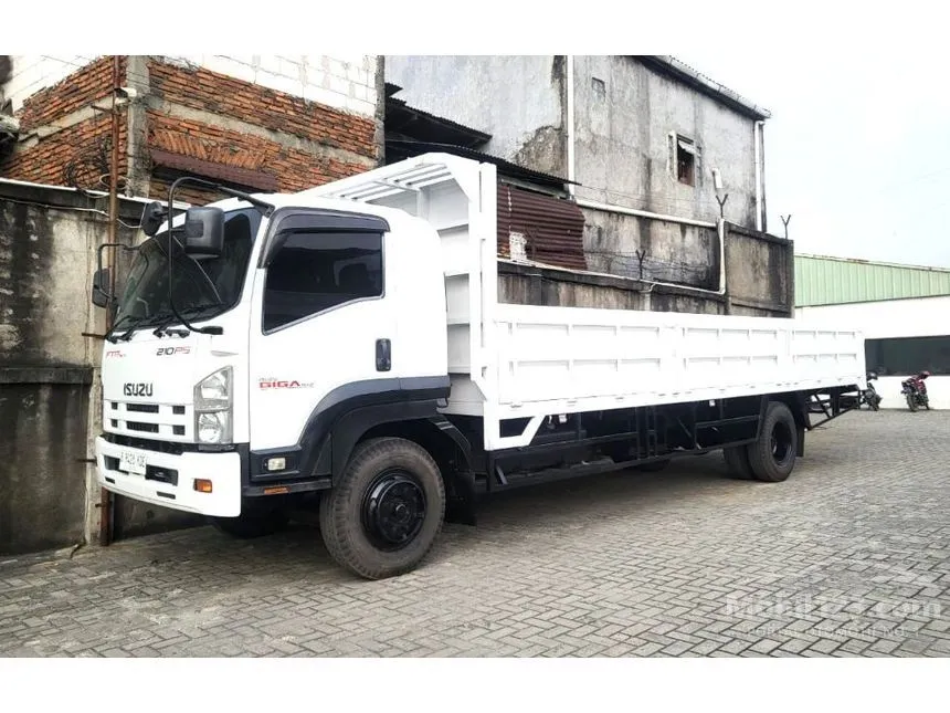 Jual Mobil Isuzu Giga 2018 FTR 90 S 5.2 di DKI Jakarta Manual Lorry Putih Rp 515.000.000