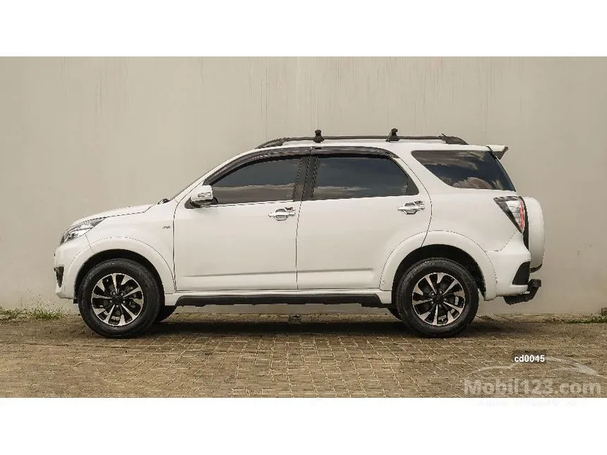 2017 Daihatsu Terios R SUV