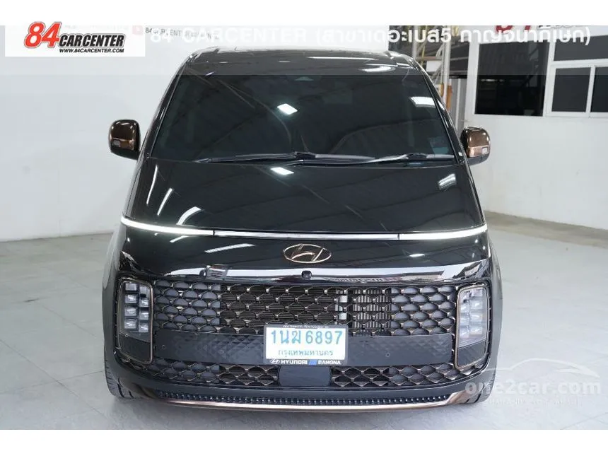 2022 Hyundai Staria Premium Van