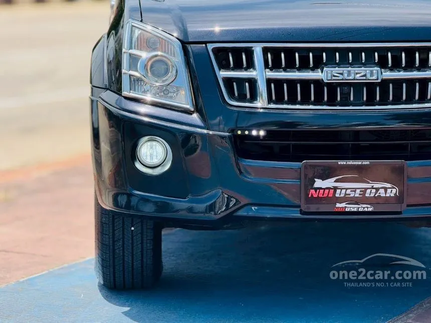 2013 Isuzu MU-7 Choiz SUV