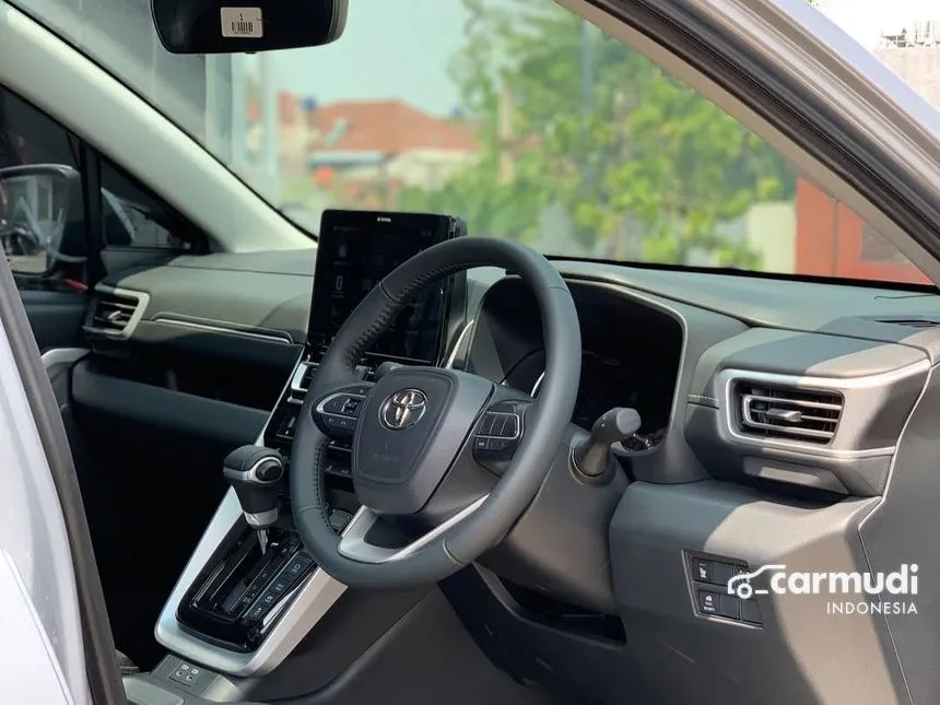 2025 Toyota Kijang Innova Zenix V HV (Non Premium Color) MPV