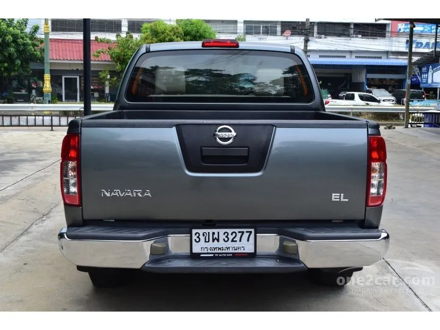 2008 Nissan Frontier Navara LE Double Cab Pickup