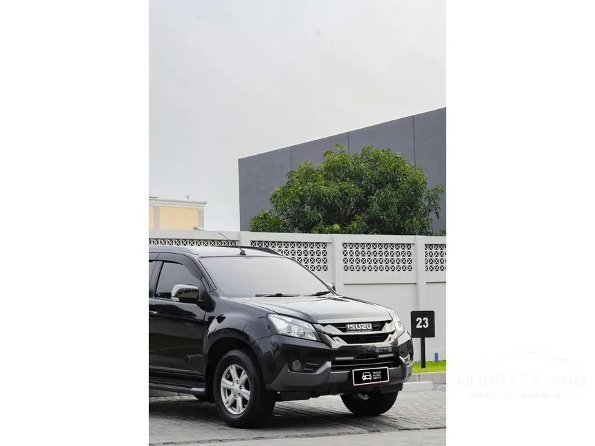 2015 Isuzu MU-X SUV