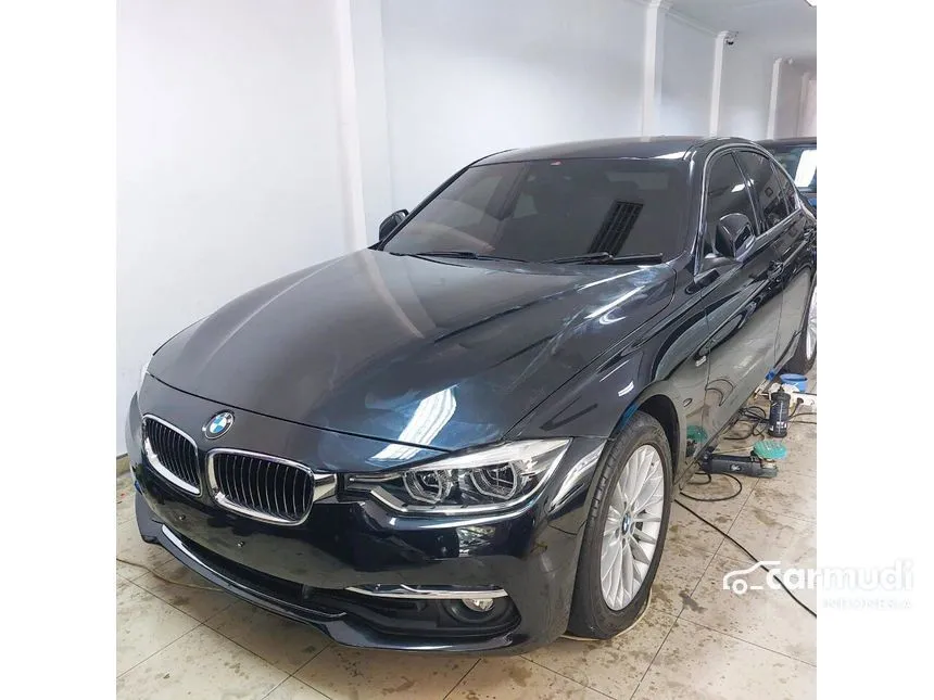 Jual Mobil BMW 320i 2018 Luxury 2.0 di DKI Jakarta Automatic Sedan Hitam Rp 445.000.000
