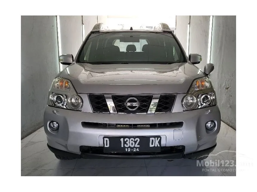 Nissan X