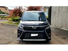 2018 Toyota Voxy 2.0 R80 Wagon hitam km 36rban cash kredit proses bisa dibantu