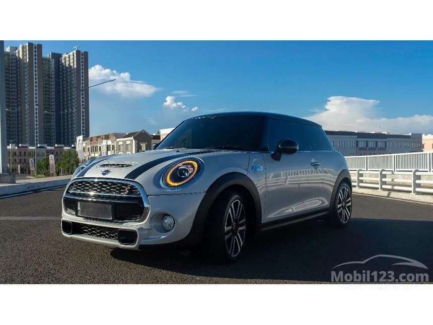 Jual Mobil MINI Cooper 2019 S 2.0 di DKI Jakarta Automatic Hatchback Silver Rp 618.000.000
