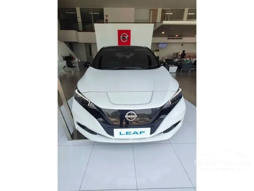 Jual Mobil Nissan Leaf 2023 di Banten Automatic Hatchback Putih Rp 660.000.000