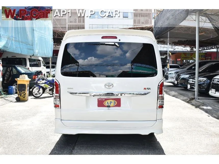 2018 Toyota VENTURY V Van