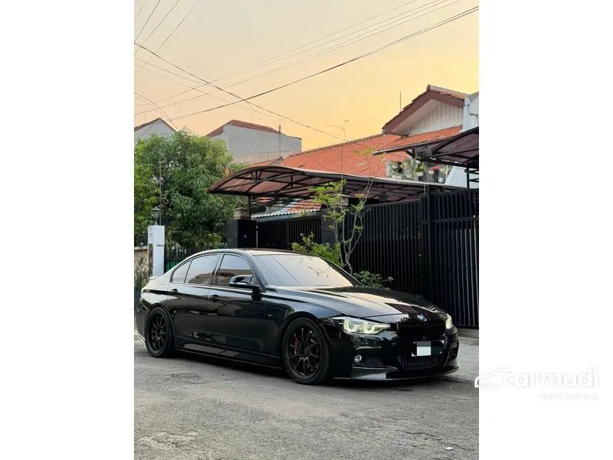 Jual Mobil BMW 328i 2013 Sport 2.0 di DKI Jakarta Automatic Sedan Hitam Rp 450.000.000