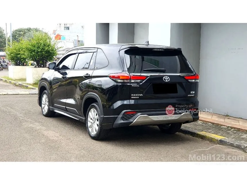 2024 Toyota Kijang Innova Zenix V HV Modellista (Premium Color) MPV