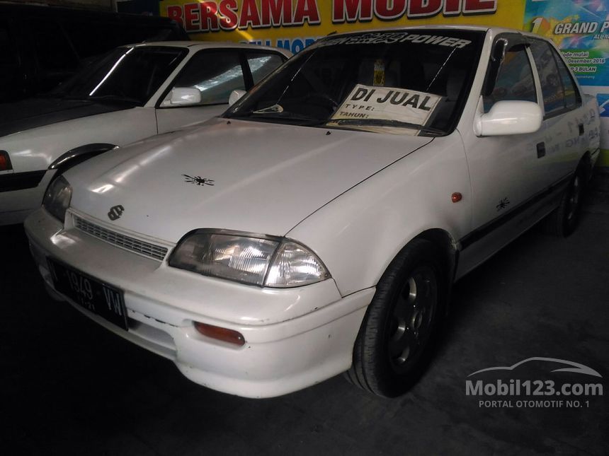 Jual Mobil  Suzuki  Esteem  1993  1 3 di Jawa Timur Manual 