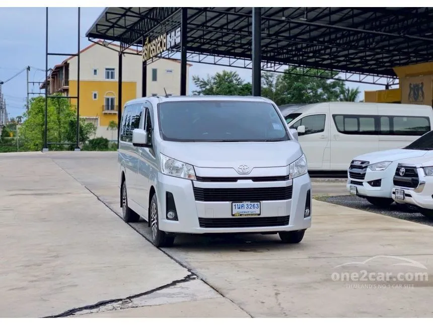 2021 Toyota HIACE GL Van
