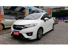 2015 Honda Jazz 1.5 (ปี 14-18) SV i-VTEC Hatchback AT