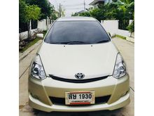 2006 Toyota Wish 2.0 (ปี 03-10) Q Limited Option Wagon AT