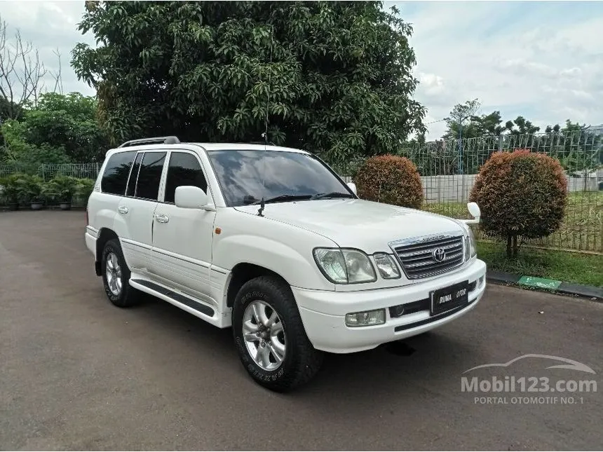 Jual Mobil Toyota Land Cruiser Cygnus 2004 V8 4.7 di DKI Jakarta Automatic Wagon Putih Rp 450.000.000