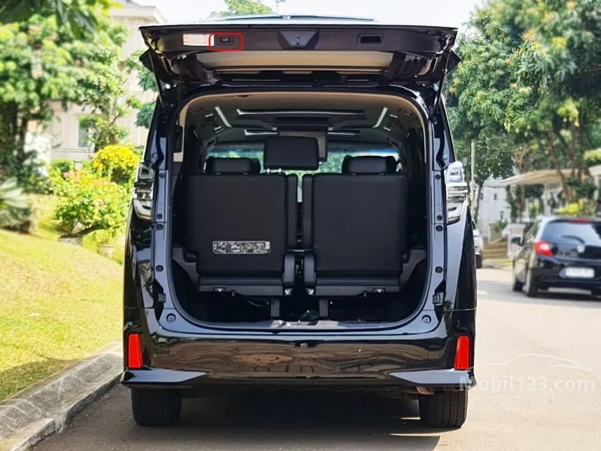 2023 Toyota Vellfire G (Non Premium Color) MPV