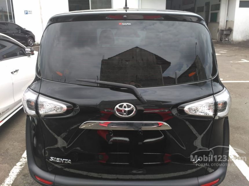 Jual Mobil Toyota Sienta 2019  V 1 5 di DKI Jakarta 