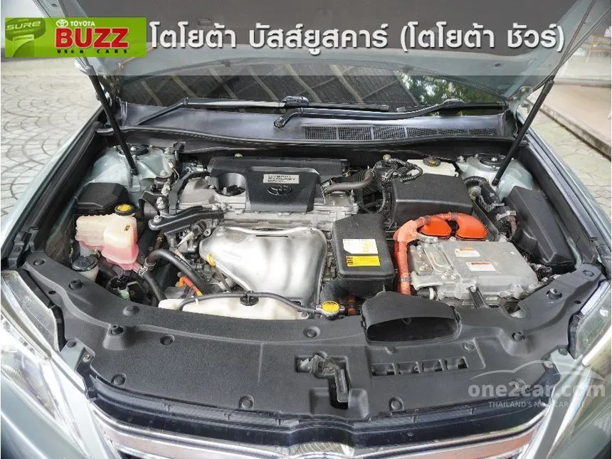 2012 Toyota CAMRY Hybrid Sedan
